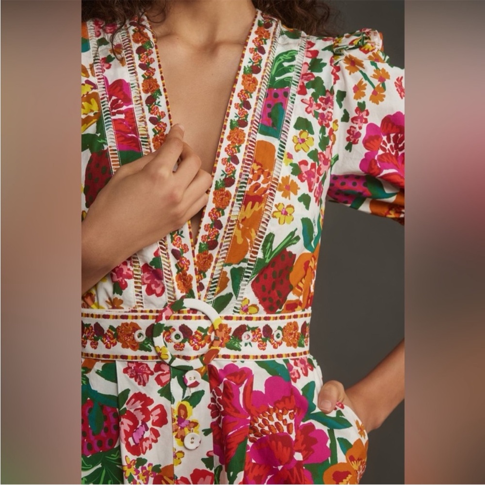 FARM Rio White Floral V‑Neck Puff‑Sleeve Romper with Pink & Orange Blooms - Picture 2 of 4